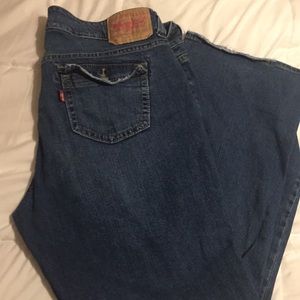 Plus size Levi’s jeans